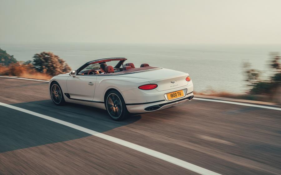  Bentley Continental GT Convertible 2019 года  (WW) (фото 9 из 46)